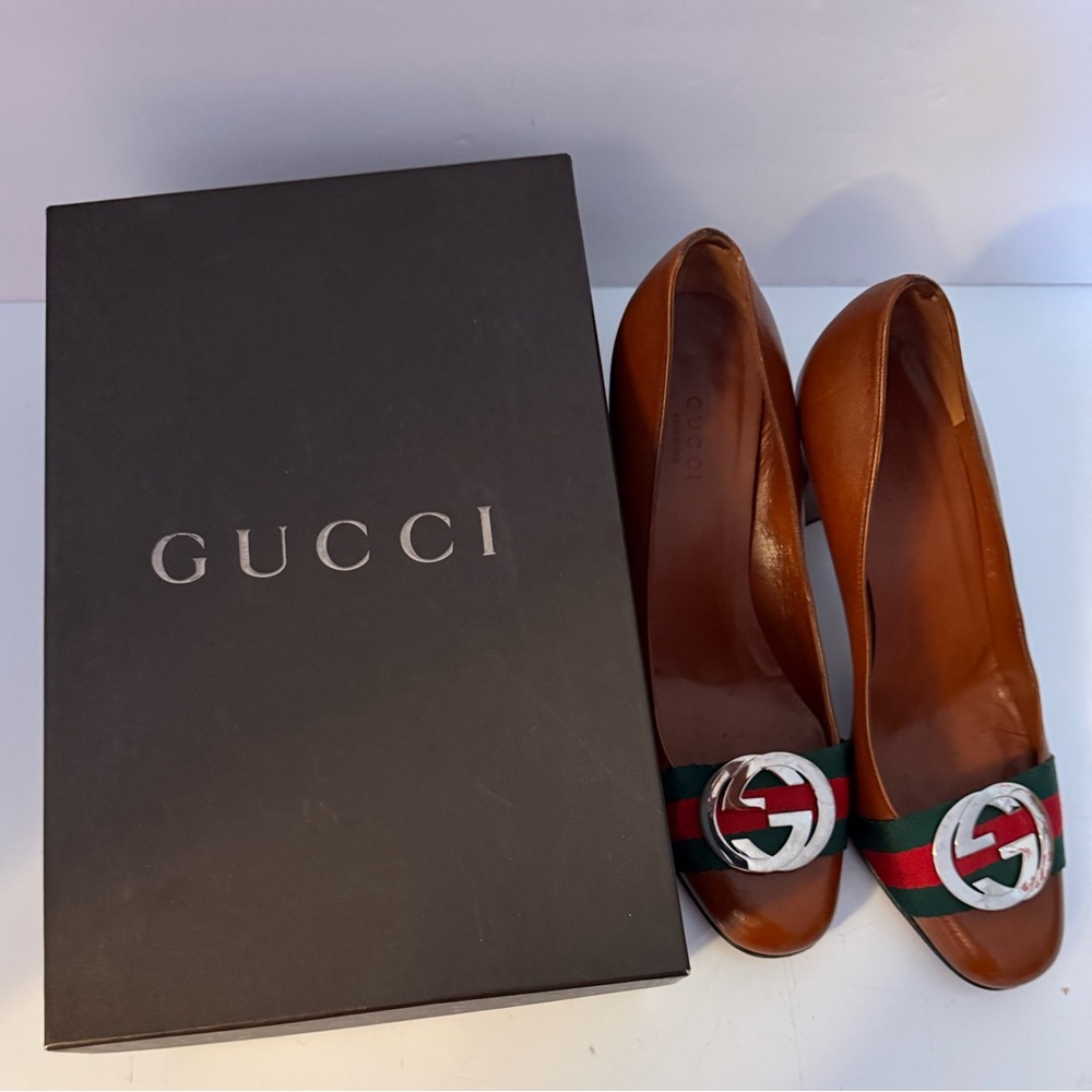 Authentic Vintage Gucci Round Toe Heels - Size 7.5 - Picture 8 of 13